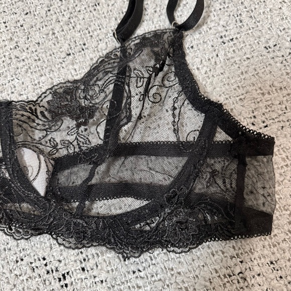 • not available - Picture 5 of 6